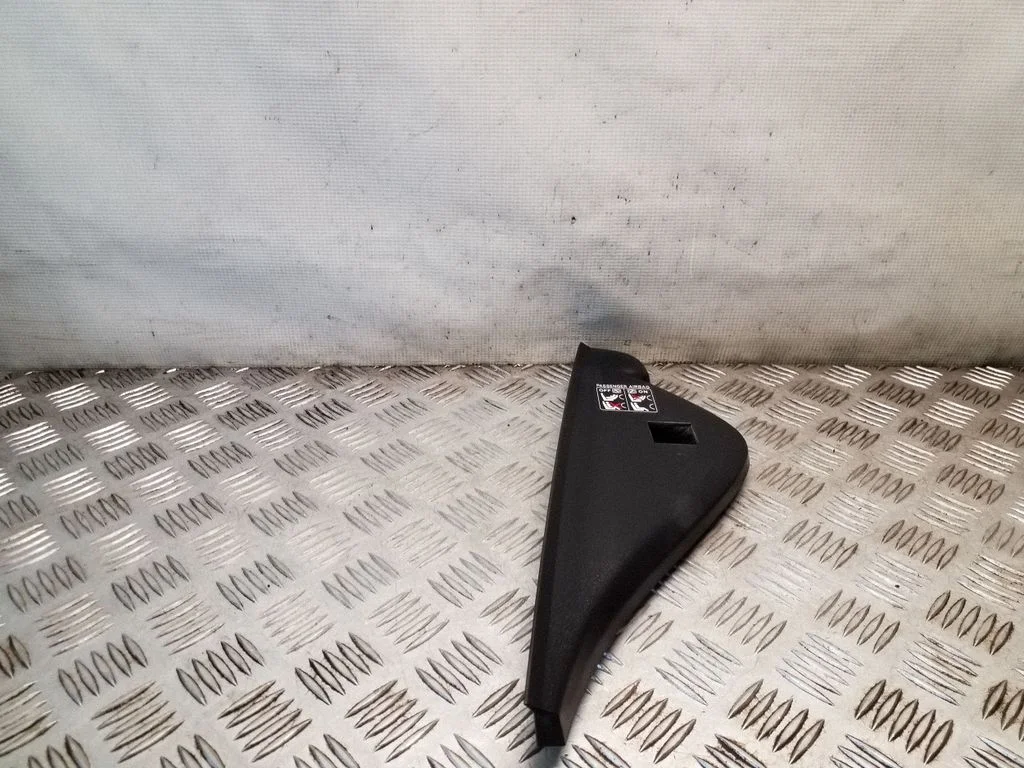 Dashboard side end trim – Lexus RX III (2008-2015)