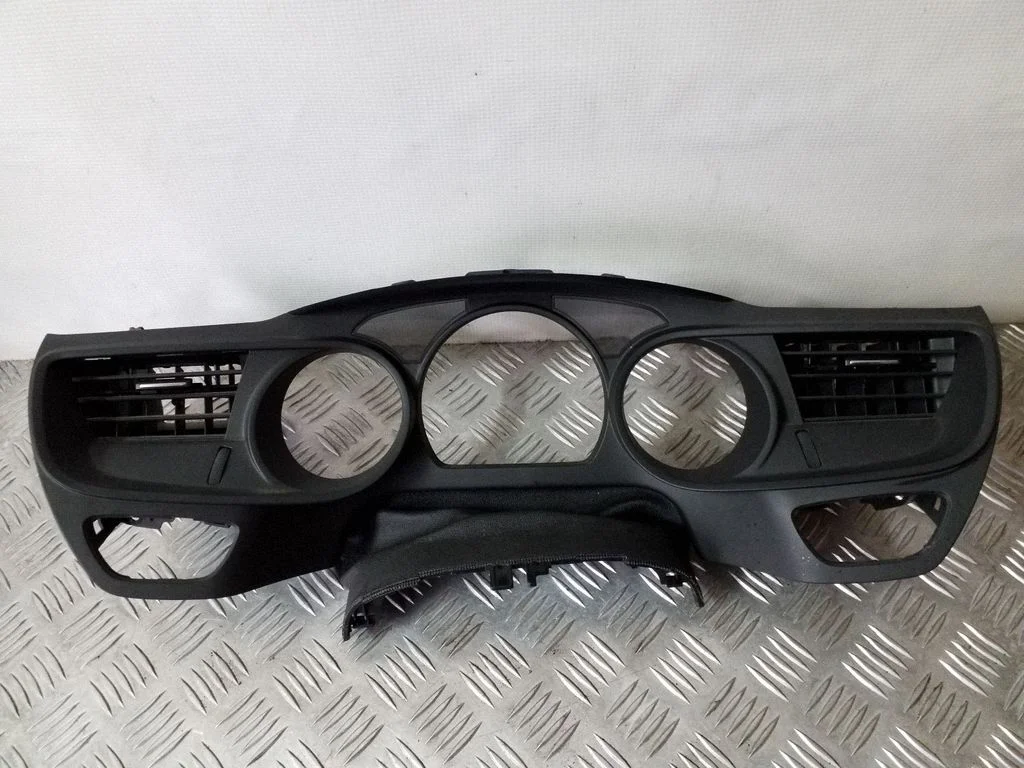 Dashboard trim – Citroen C5 (2008-2016)
