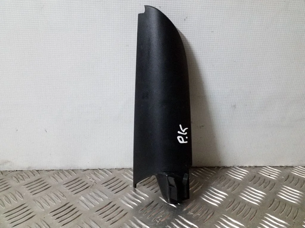 Other front door trim element – Volkswagen Touran II (2010-2016)
