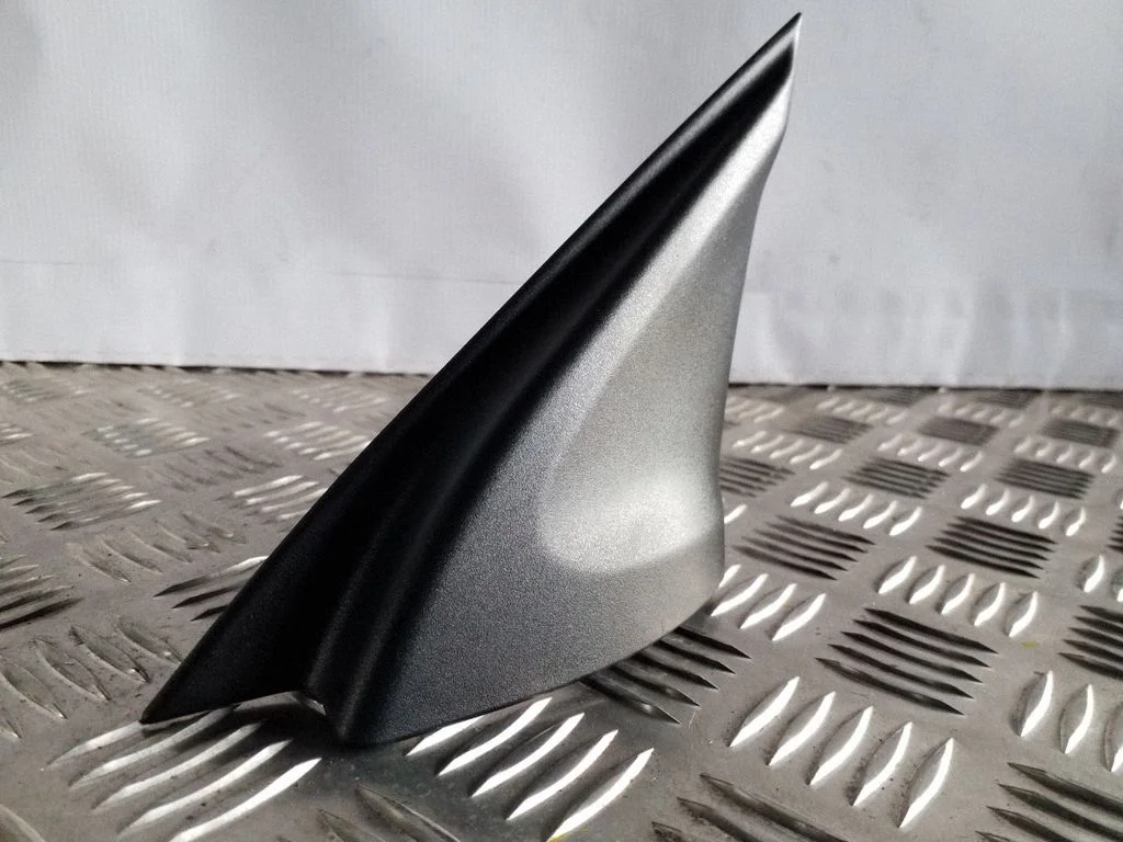 Other front door trim element – Nissan Juke I F15 (2010-2018)