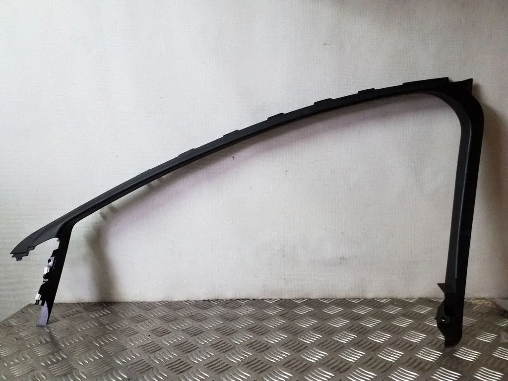 Muu eesmise ukse viimistluse osa CM51A201A18AXW