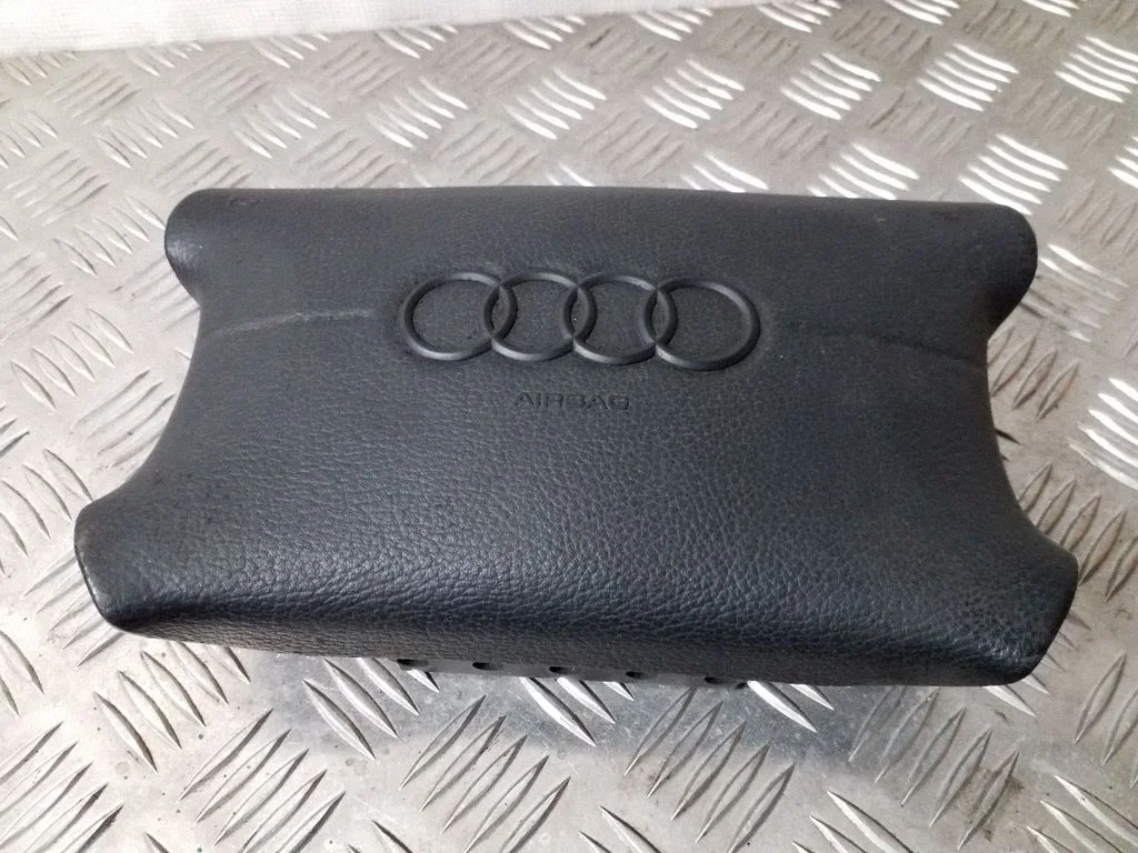 Rooli turvapadi – Audi A6 S6 C4 4A (1994-1997)