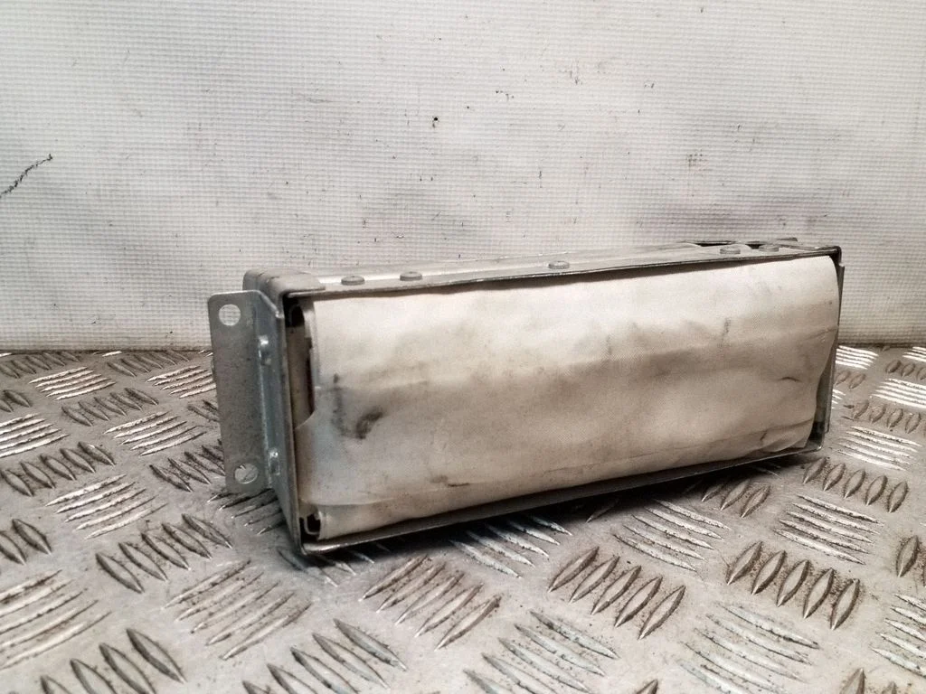 Pasažiera drošības spilvens – Volkswagen Passat B5.5 (2001-2005)