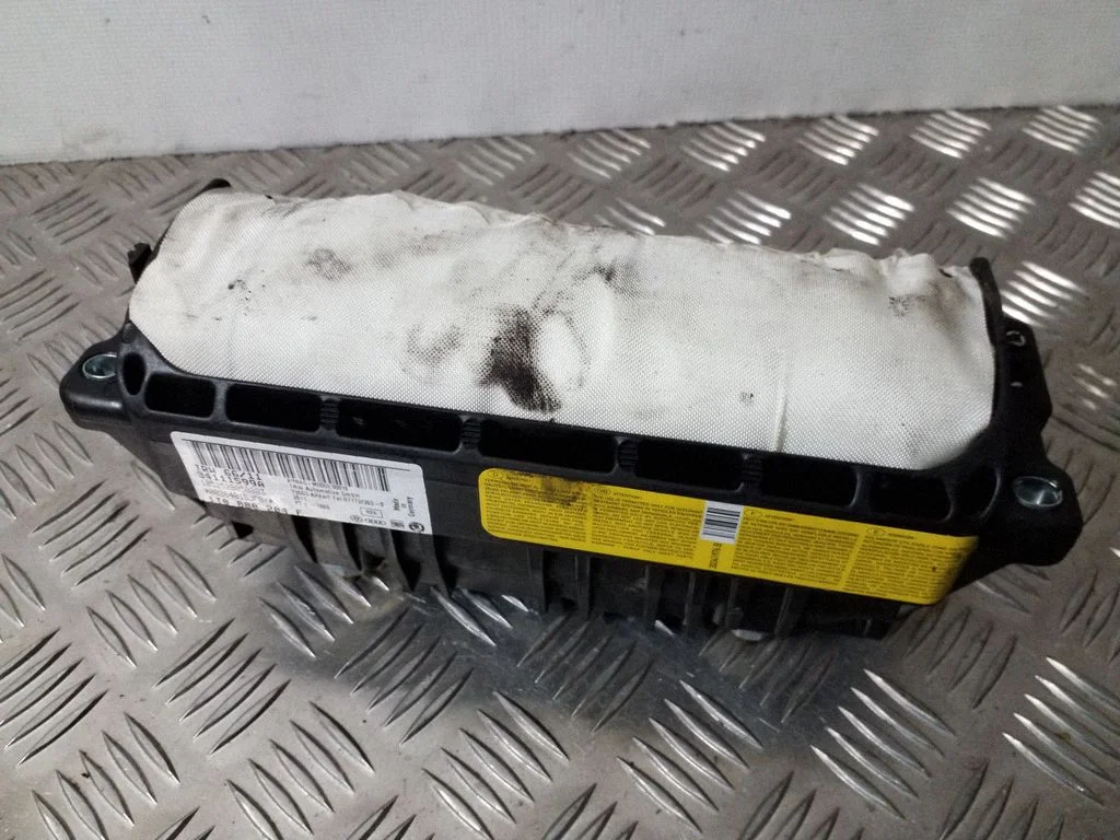 Passenger airbag – Volkswagen Touran II (2010-2016)