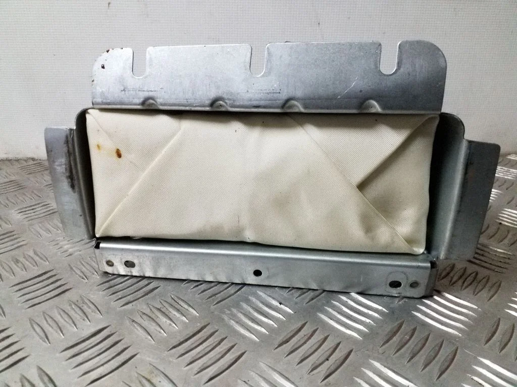 Passenger airbag – Fiat Croma (2006-2016)