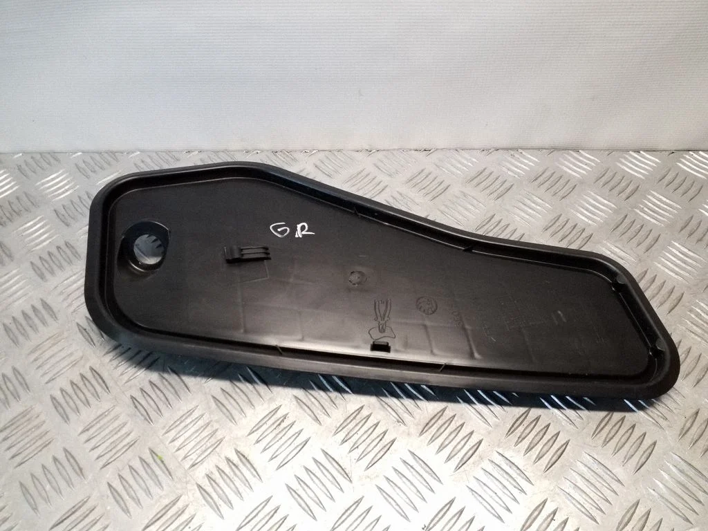 Muu tagumise ukse viimistluse osa – Skoda Octavia Mk3 (5E) (2013-2019)