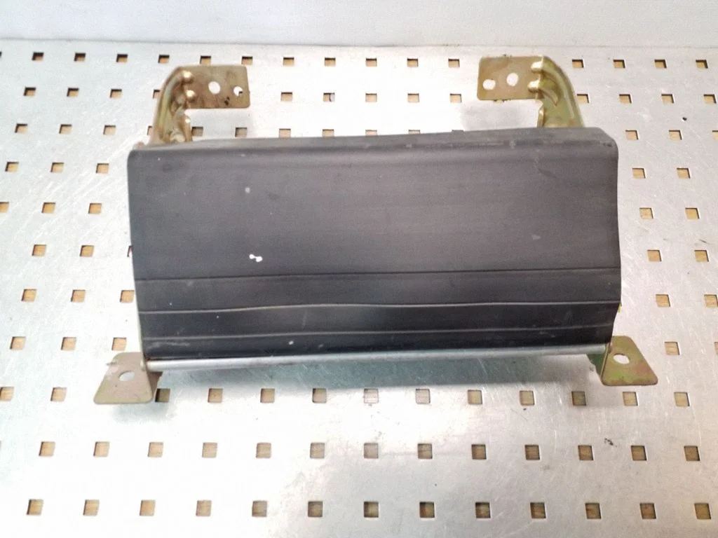 Passenger airbag – Jeep Grand Cherokee (WJ) (1999-2004)