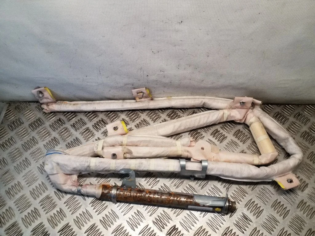 Katuse turvapadi (kardin) 7N0880741