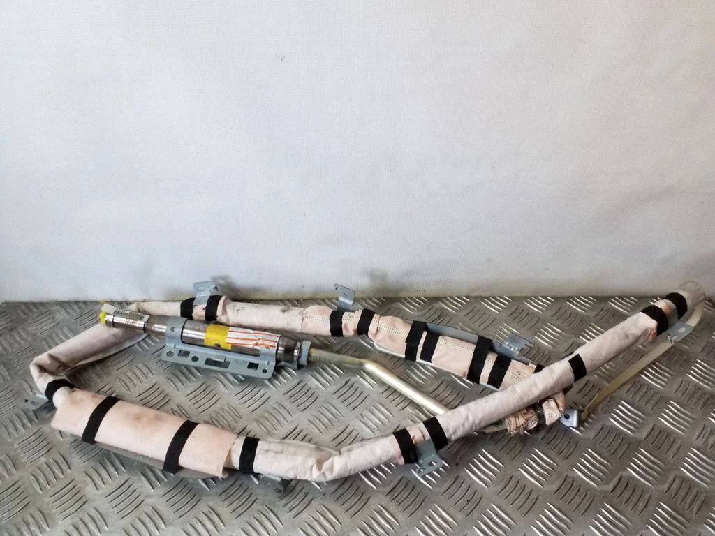Roof airbag – right