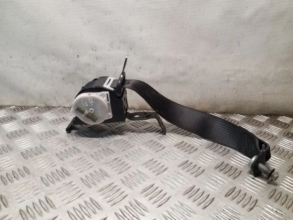 Tagumine turvavöö 13288436