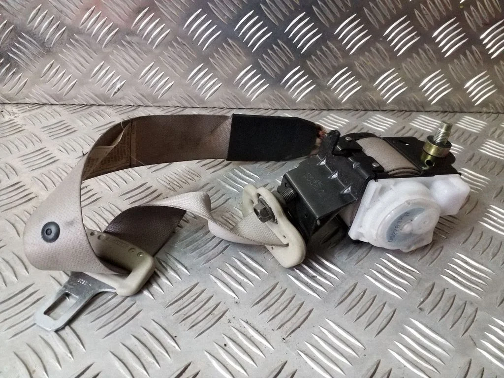 Tagumine turvavöö TKAB0G1813