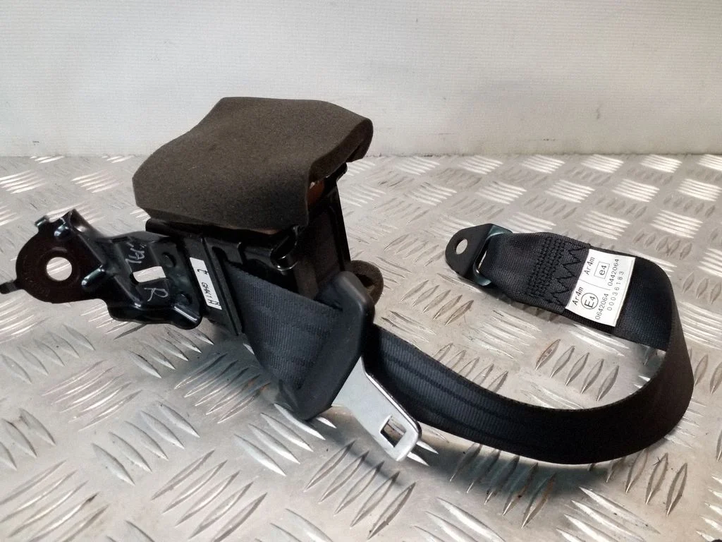 Tagumine turvavöö T89493T
