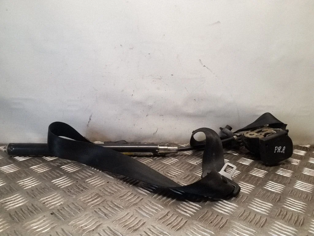 Priekšējā drošības josta 7M0857706
