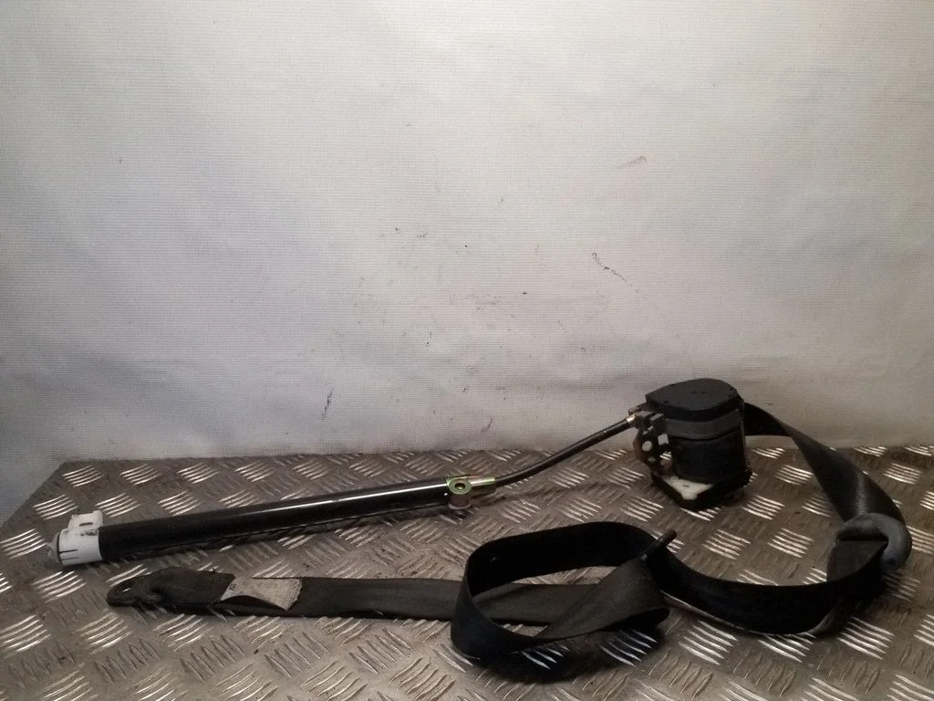 Priekšējā drošības josta 7M0857705C