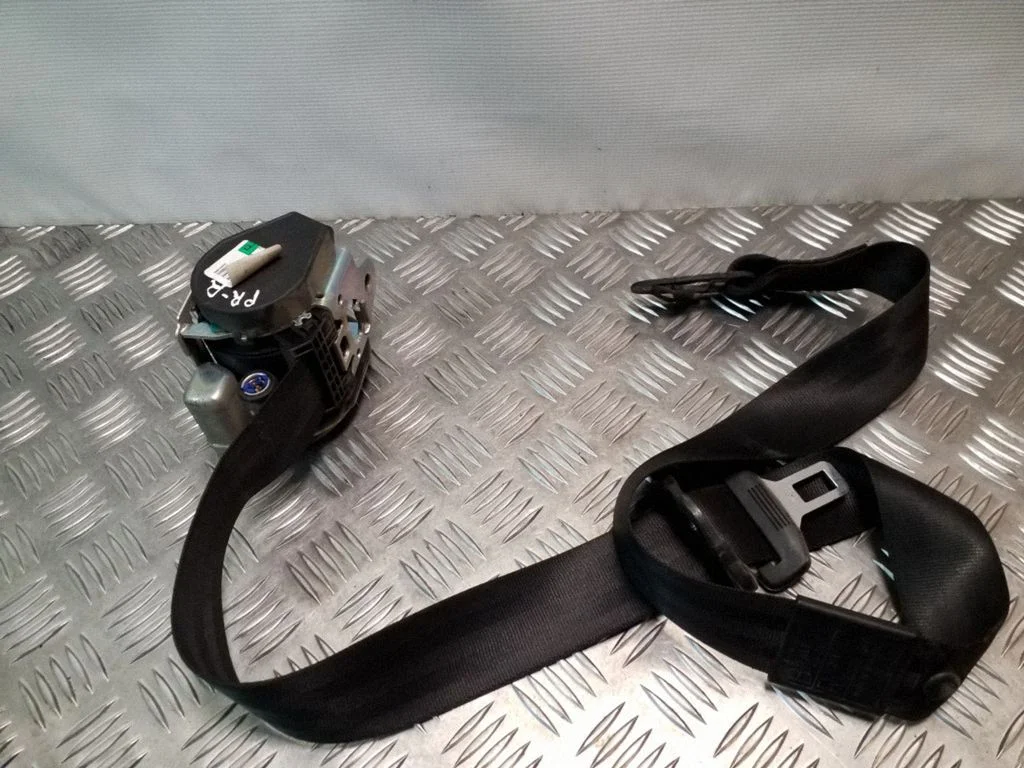Front seatbelt – Audi A4 S4 B6 8E 8H (2001-2005)