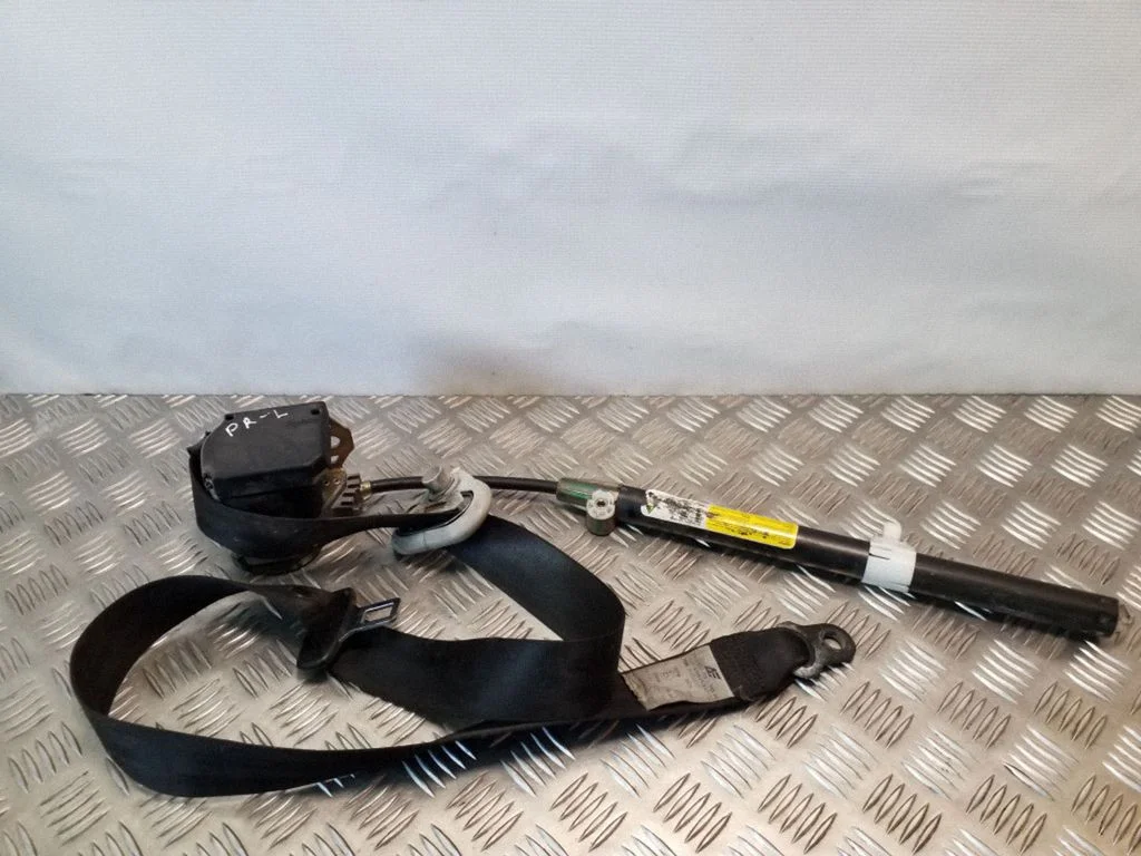 Priekšējā drošības josta 7M3857705