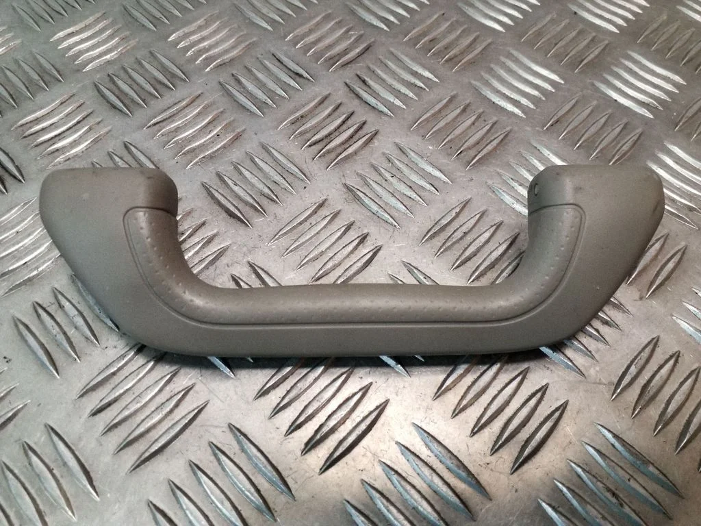 Tagumine lae käepide – Honda FR-V (2004-2009)