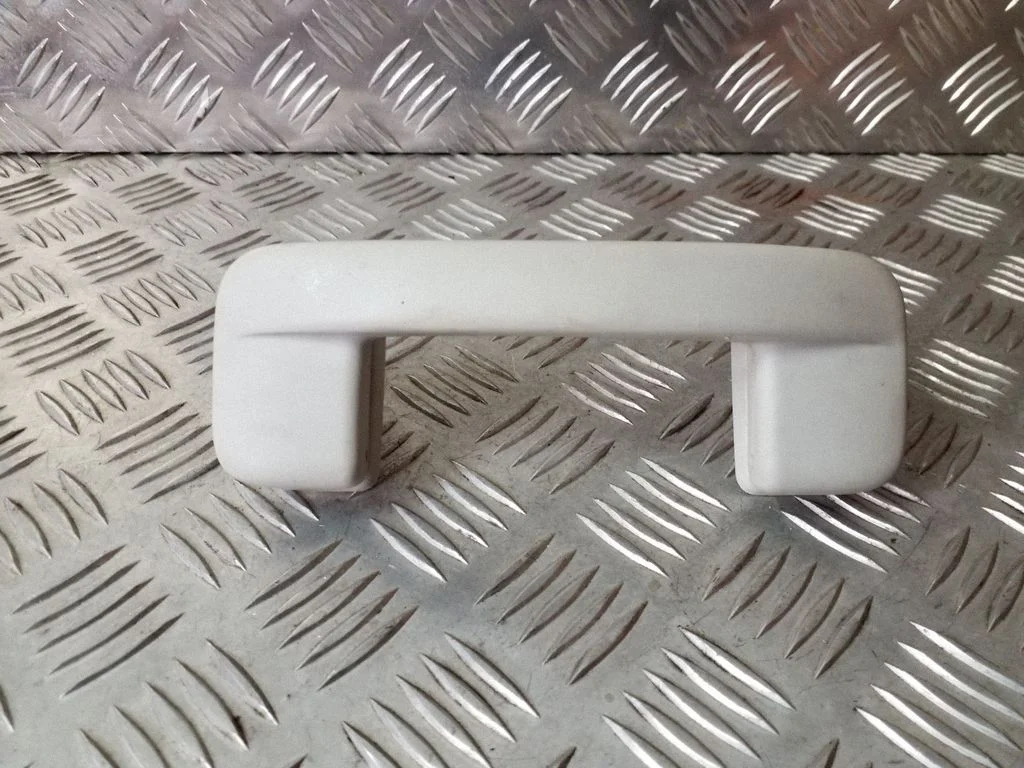 Front interior roof grab handle L0079336