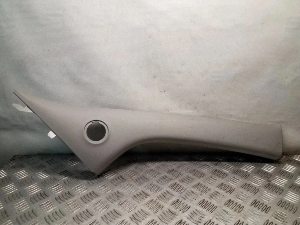 (A) pillar trim – Opel Mokka X (2016-2019)