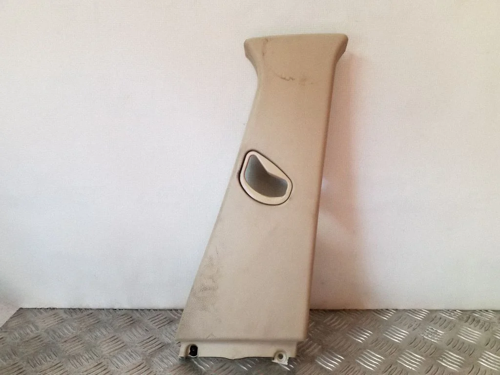 (B) pillar trim (top) – BMW 7 Series E65 E66 (2001-2008)