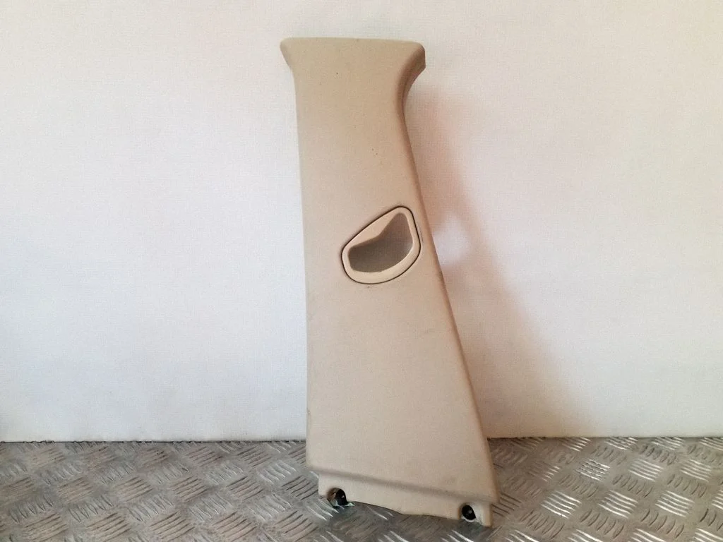 (B) pillar trim (top) – BMW 7 Series E65 E66 (2001-2008)