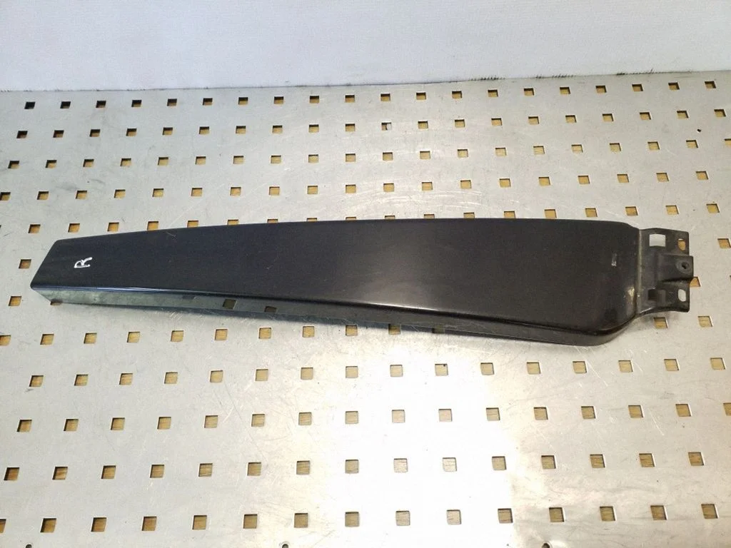 (B) statņa apdare (augšējā) 8E0853290D