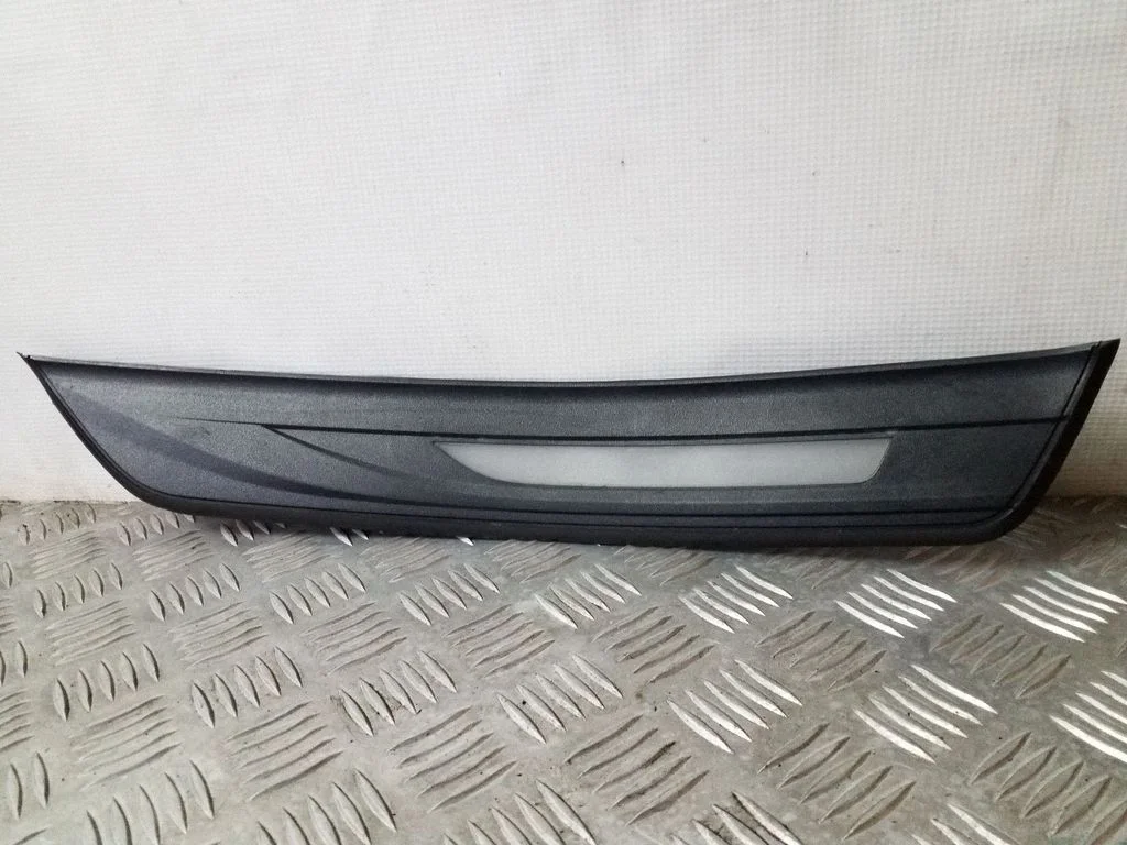 Listwa progowa tylna (wewnętrzna) – BMW Seria 5 F10 F11 (2009-2016)