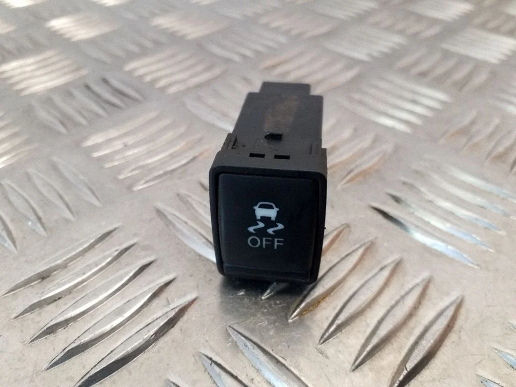 Traction control (ASR) switch 1KA0A