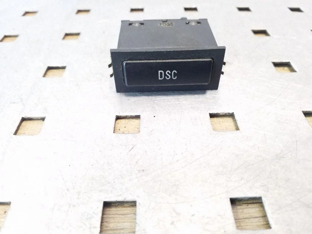Traction control (ASR) switch 61316901592