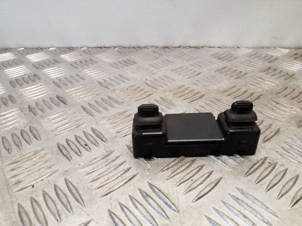 Elektriaknate lüliti 56010091AB