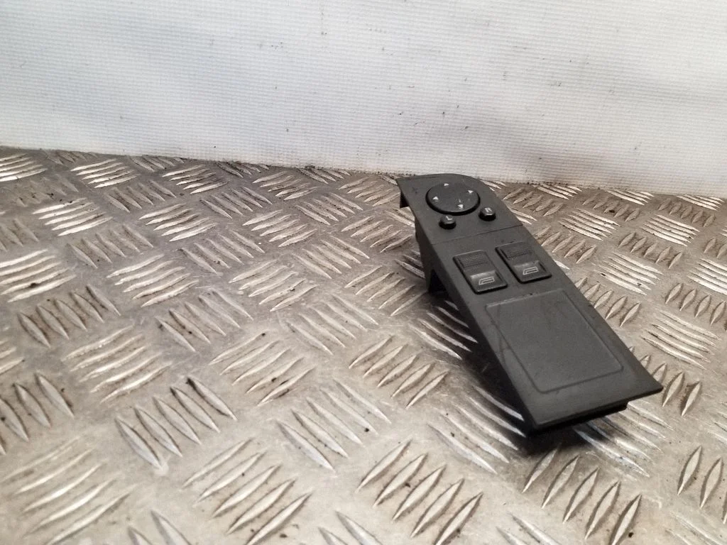 Elektrisko logu slēdzis 895959527