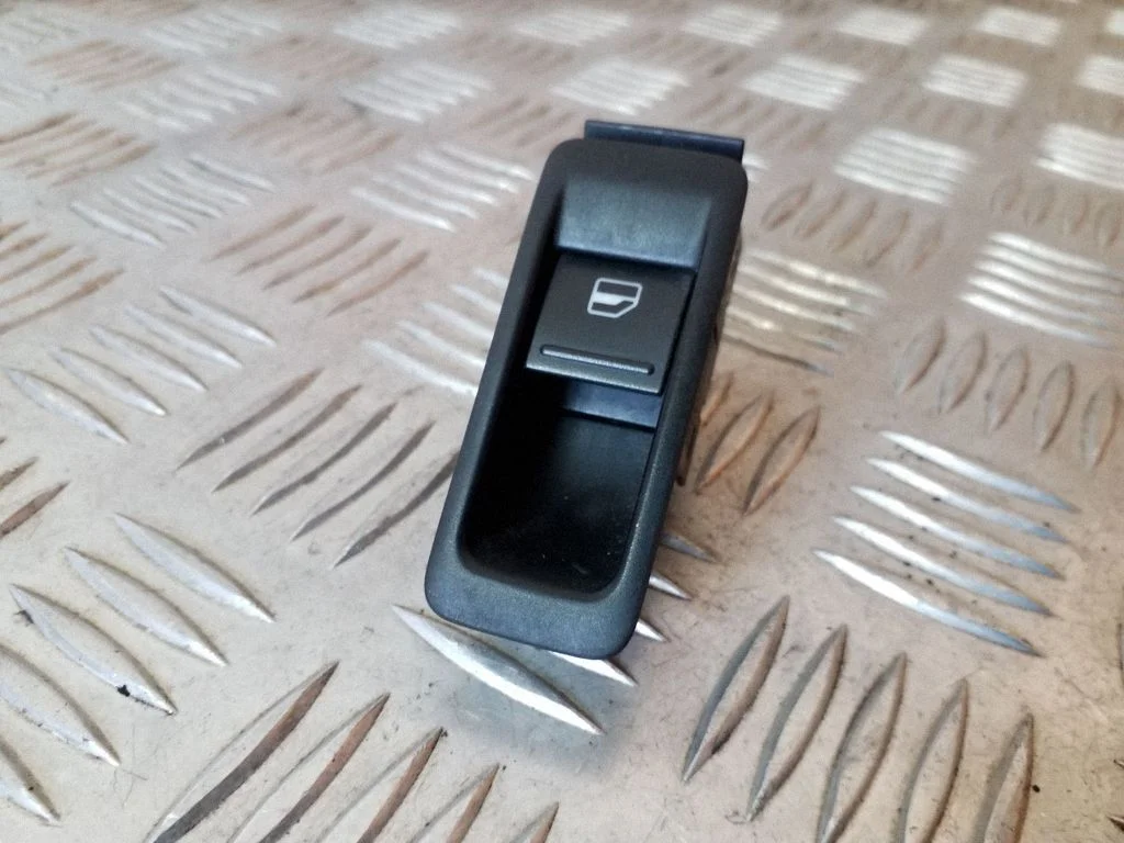 Elektrisko logu slēdzis – Volkswagen Sharan (2011-)