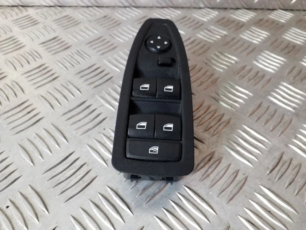 Elektrisko logu slēdzis – BMW 1. sērija F20 F21 (2011-2019)