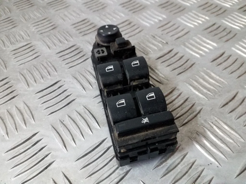 Elektrisko logu slēdzis 6951904