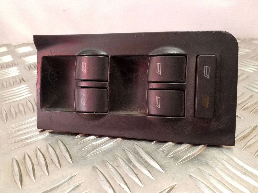Elektriaknate lüliti 4B0959851
