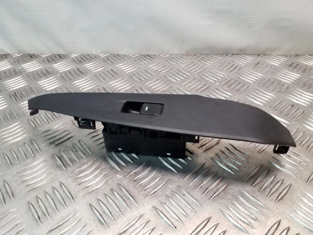 Elektrisko logu slēdzis GLF266380A