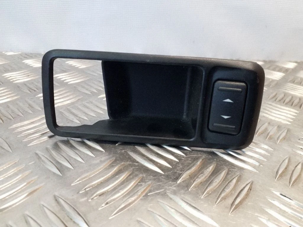 Elektrinių langų jungtukas