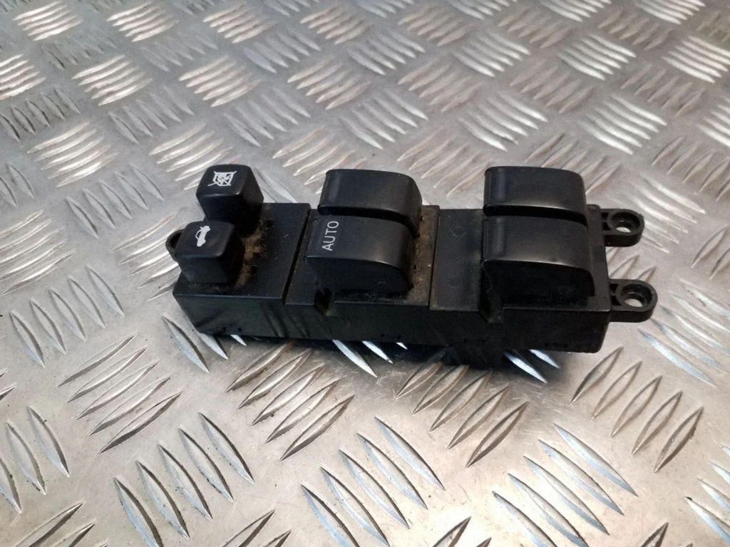 Elektriaknate lüliti 25401AV640