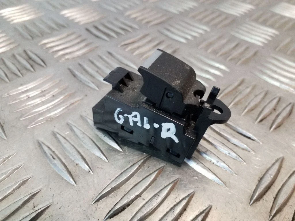 Electric window control switch – Jaguar XF X250 (2007-2015)