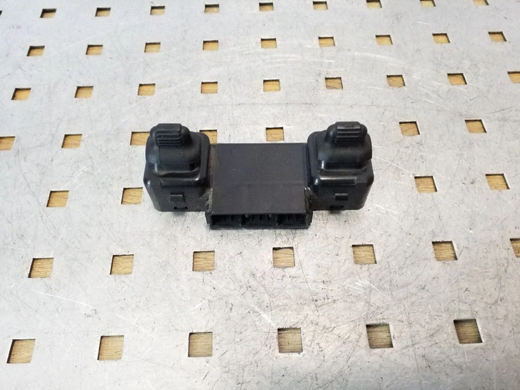 Elektriaknate lüliti 56010091AB