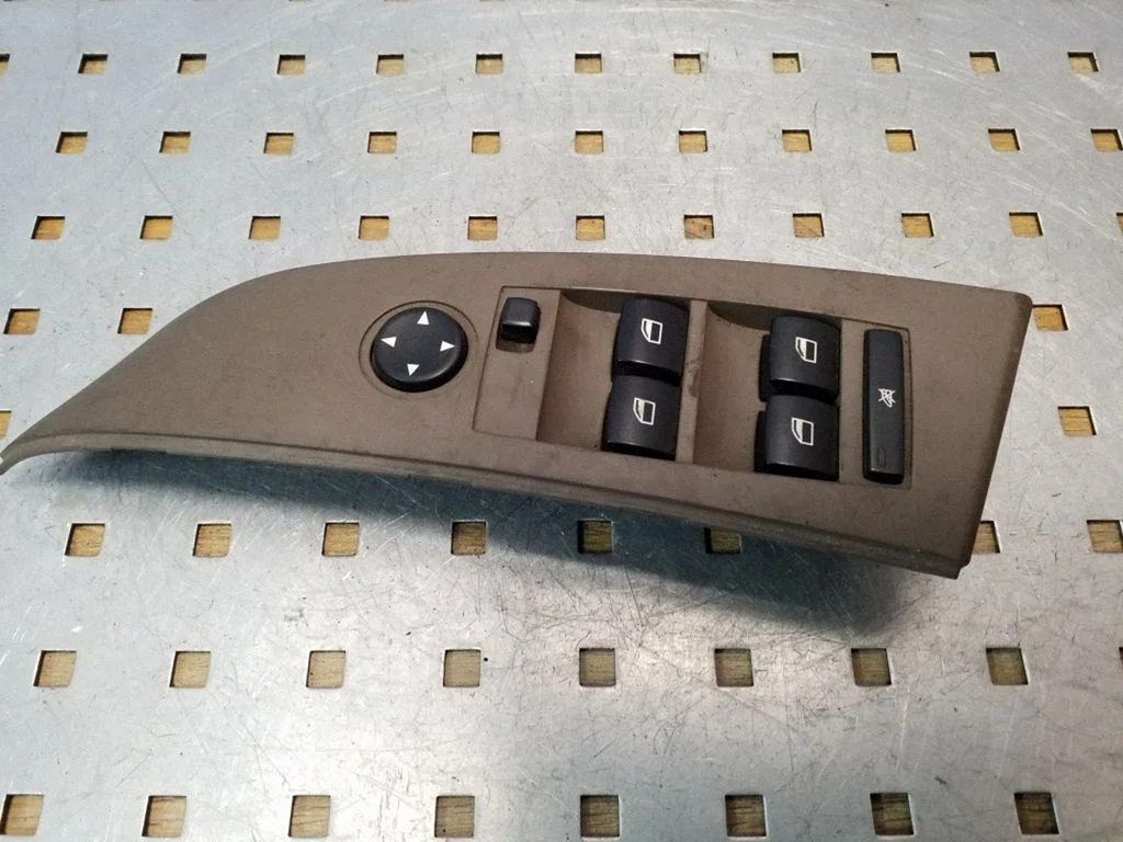 Elektrisko logu slēdzis 6939113