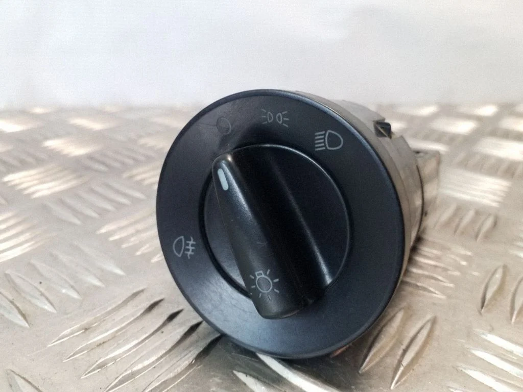 Light switch – Seat Alhambra (Mk1) (1996-2010)