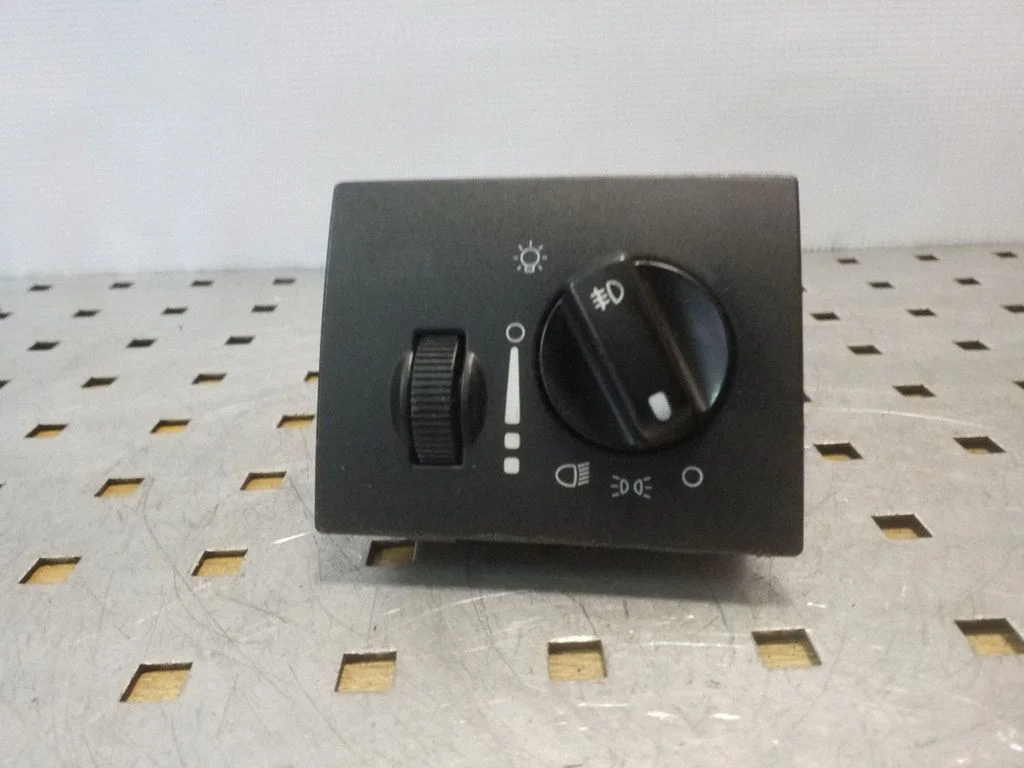 Light switch