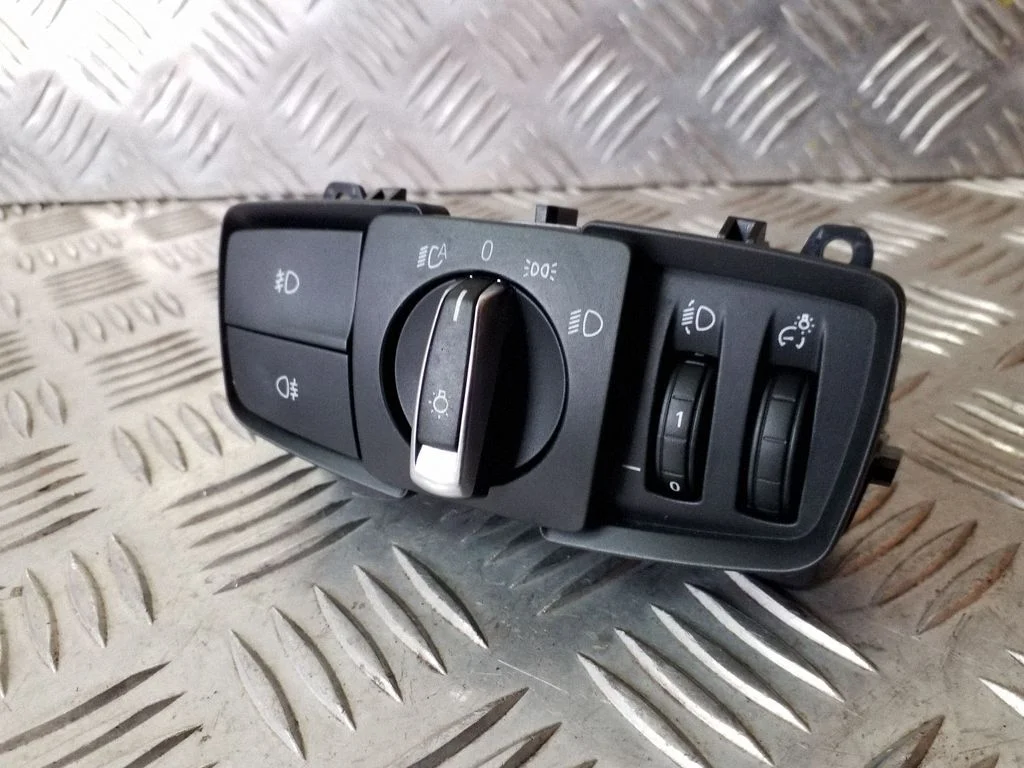 Light switch – BMW 1 Series F20 F21 (2011-2019)