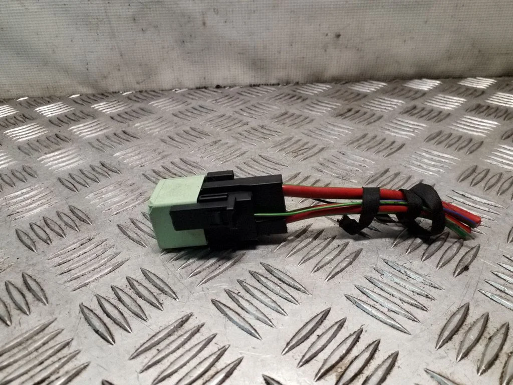 Other relay – Volkswagen Tiguan (2007-2016)