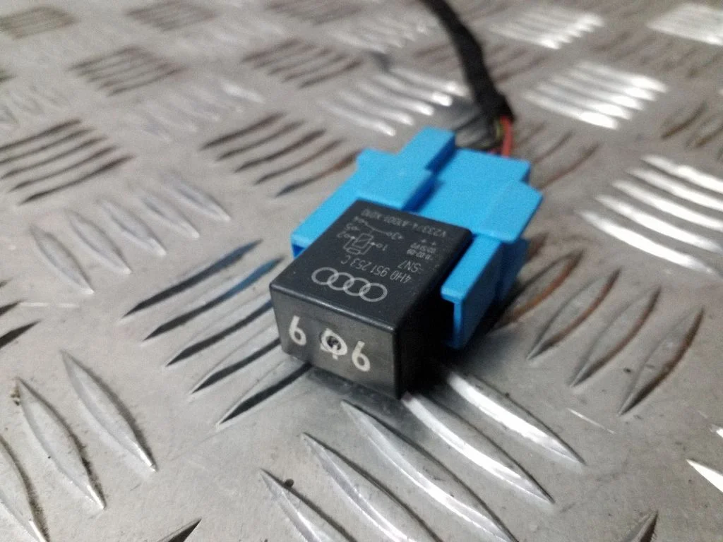Other relay – Volkswagen Touran II (2010-2016)