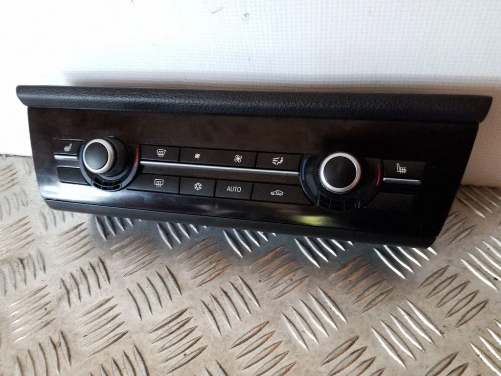 Panel sterowania klimatyzacją / nawiewem – BMW Seria 5 F10 F11 (2009-2016)