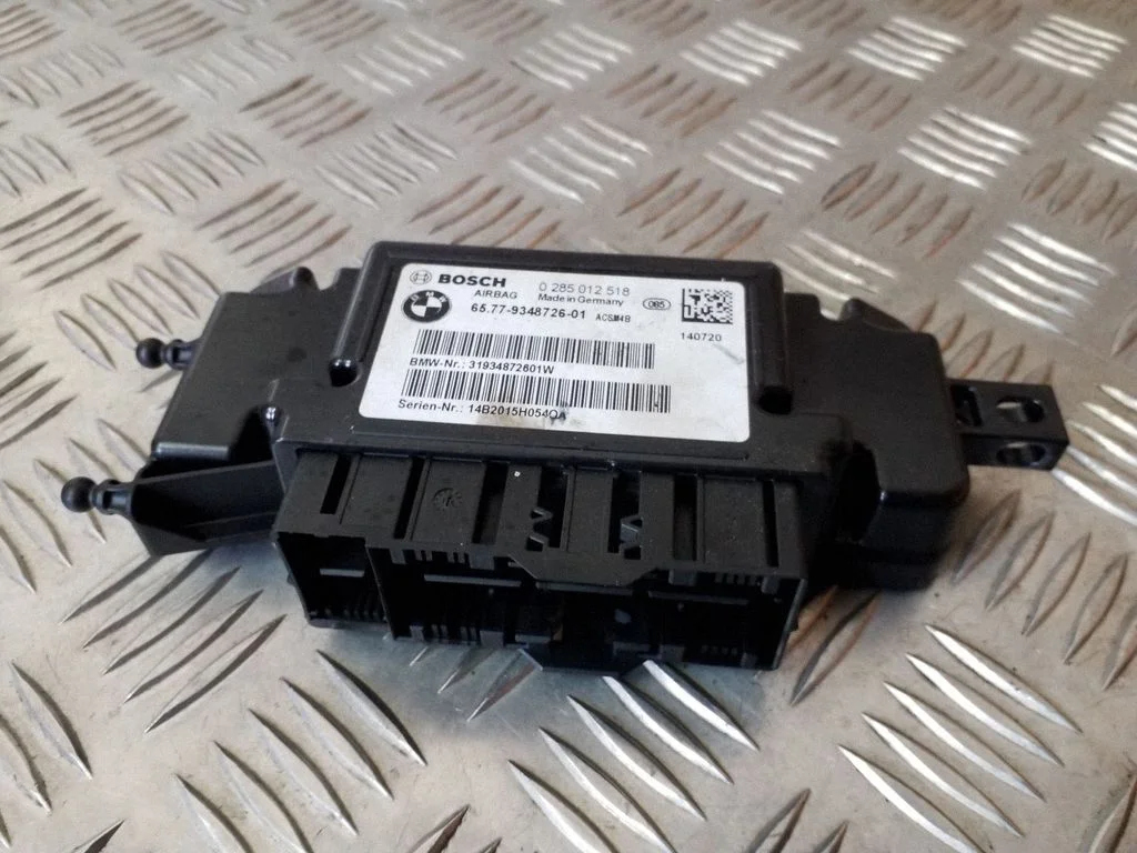 Drošības spilvenu vadības bloks – BMW 1. sērija F20 F21 (2011-2019)