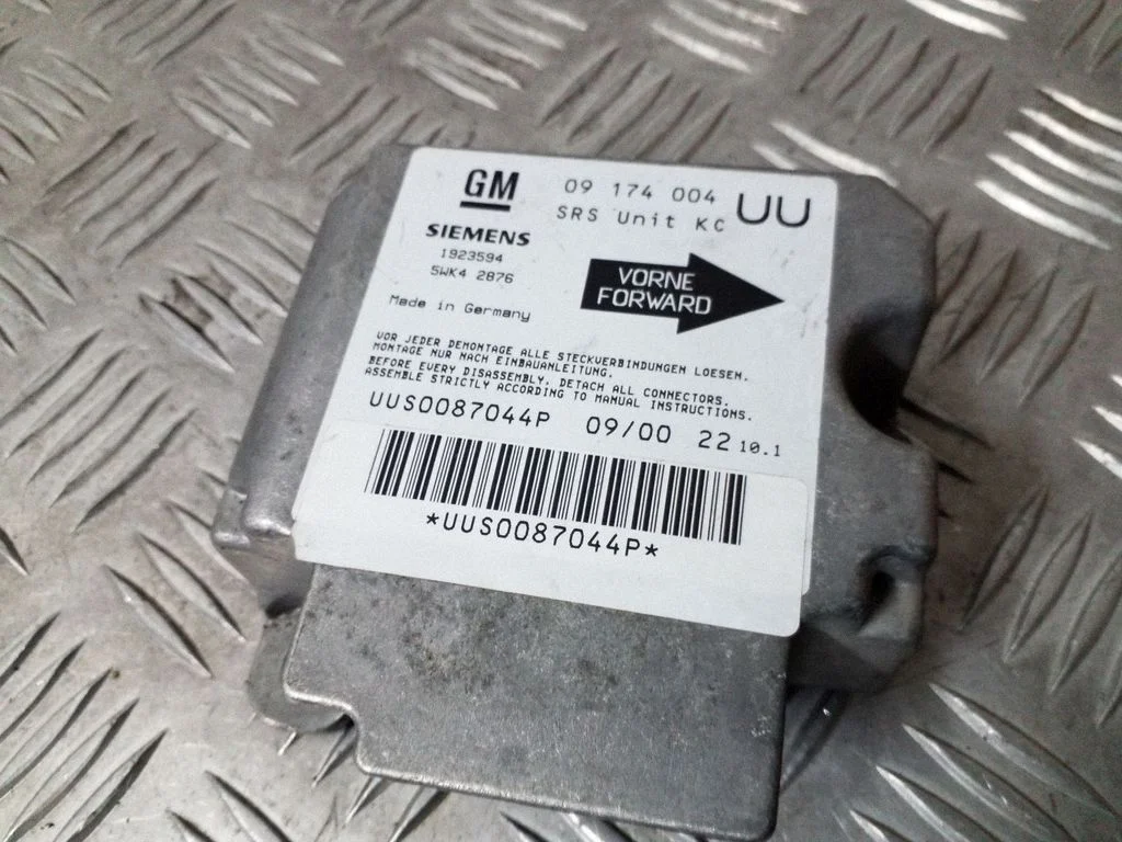 Drošības spilvenu vadības bloks 09174004