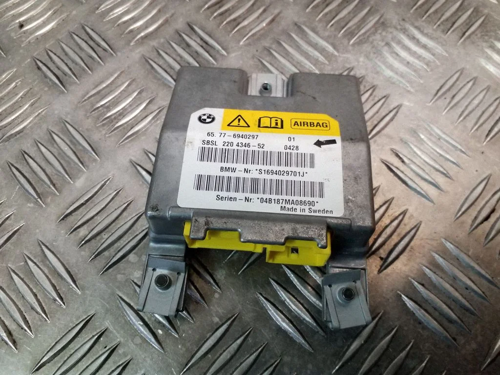 Airbag control unit/module – BMW 5 Series E60 E61 (2004-2010)